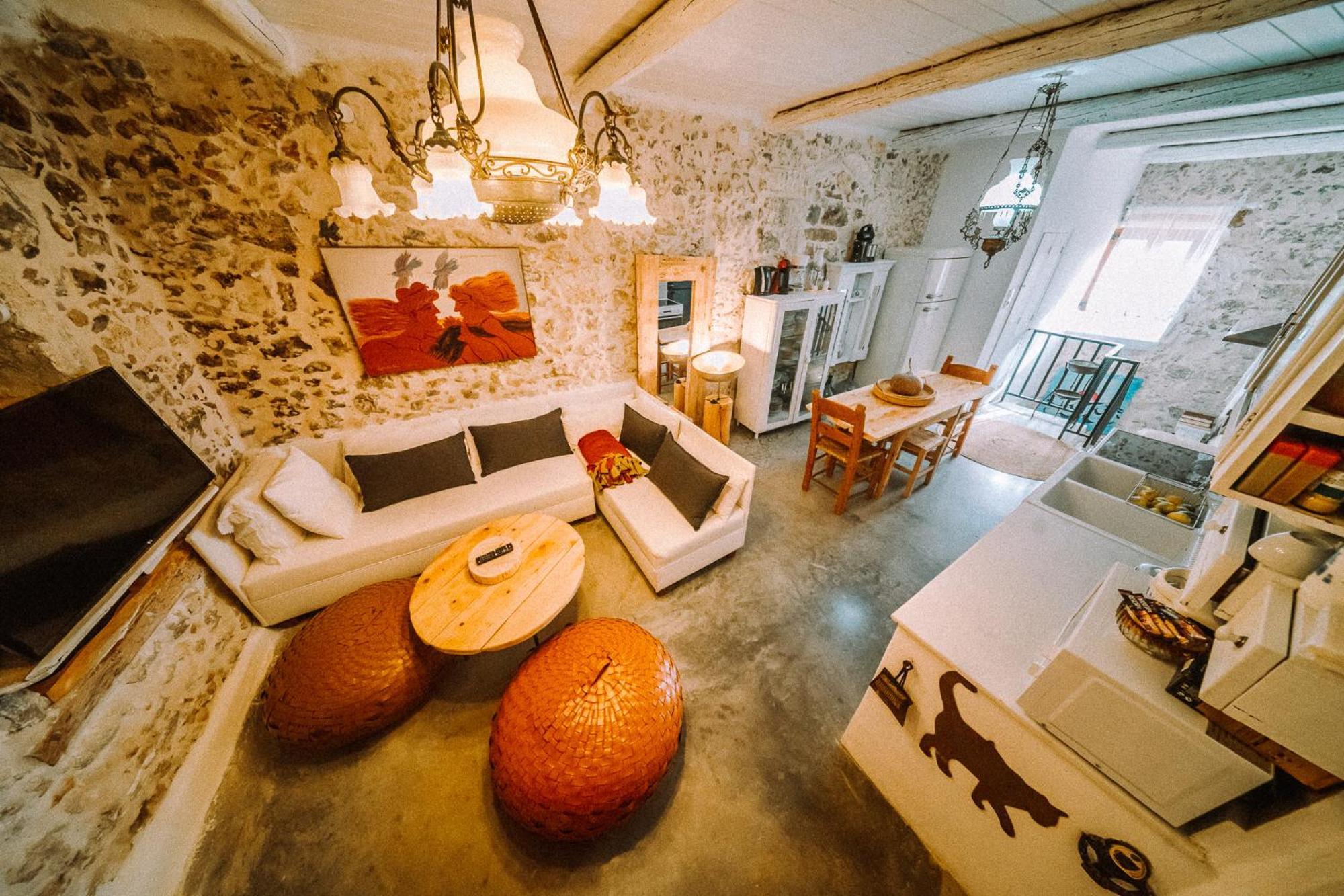 Villa Antonia'S Stonebuilt Mansion With A Private Pool Arménoi Exterior foto
